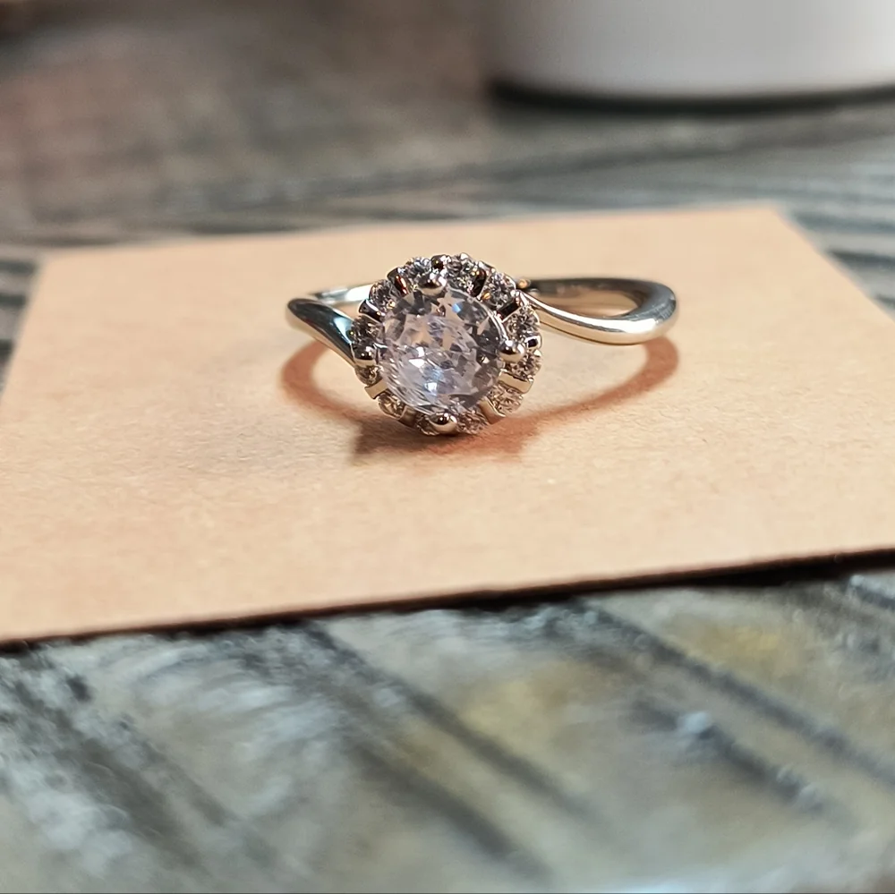 Silver Diamond Rhinestone Ring - Size 7 - Picture 1 of 4